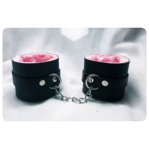 ESPOSAS DE CUERO CON PELUCHE ANCHAS